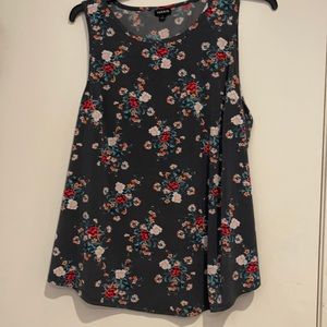 Torrid size 2 tank